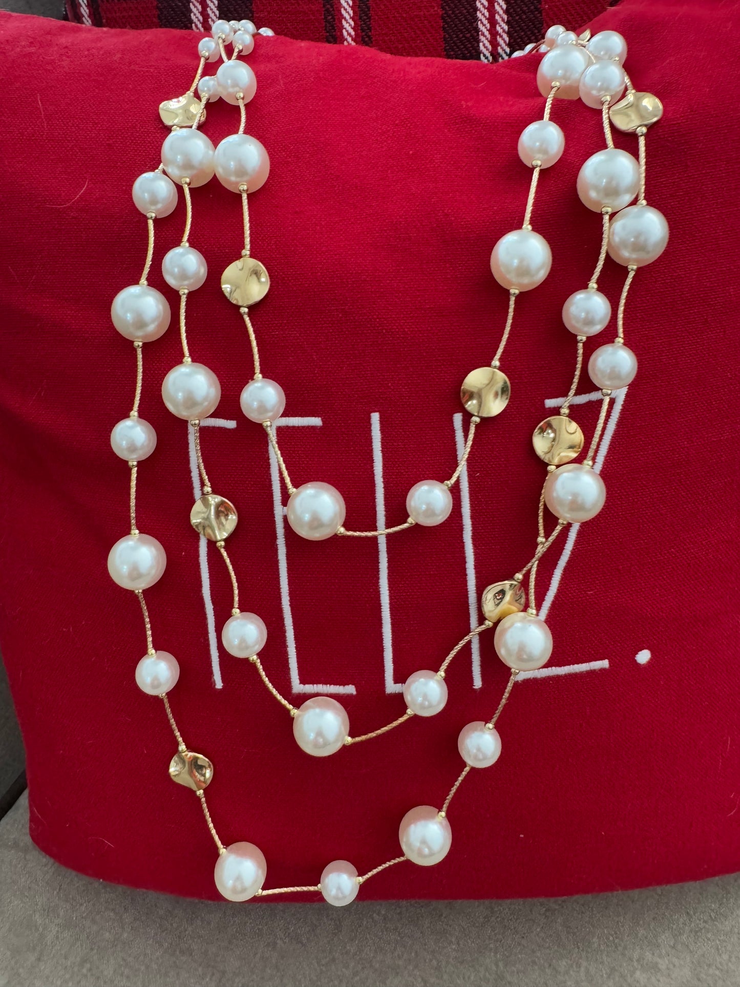 Pearl long necklace Manarola