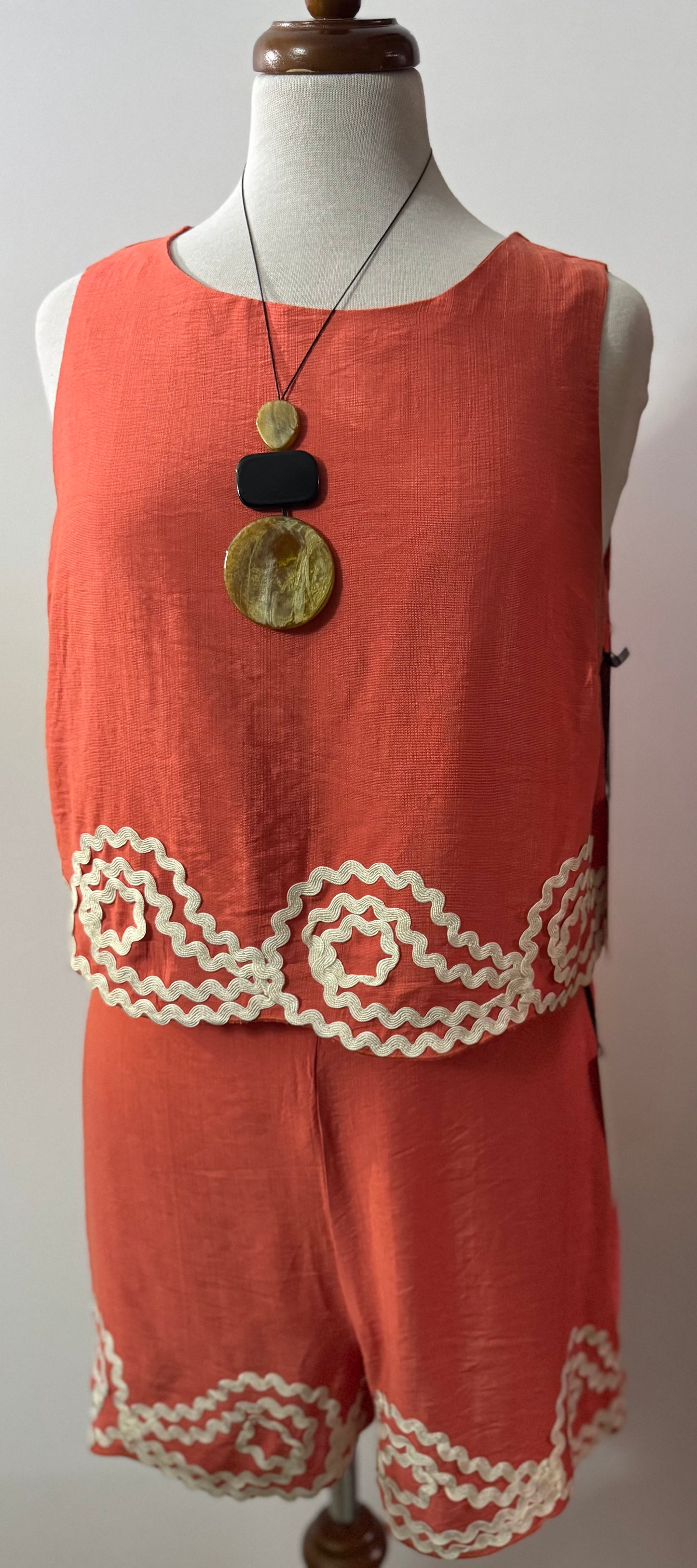 Coral & ivory short set