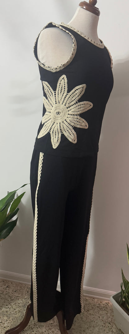 Flower crochet pant set
