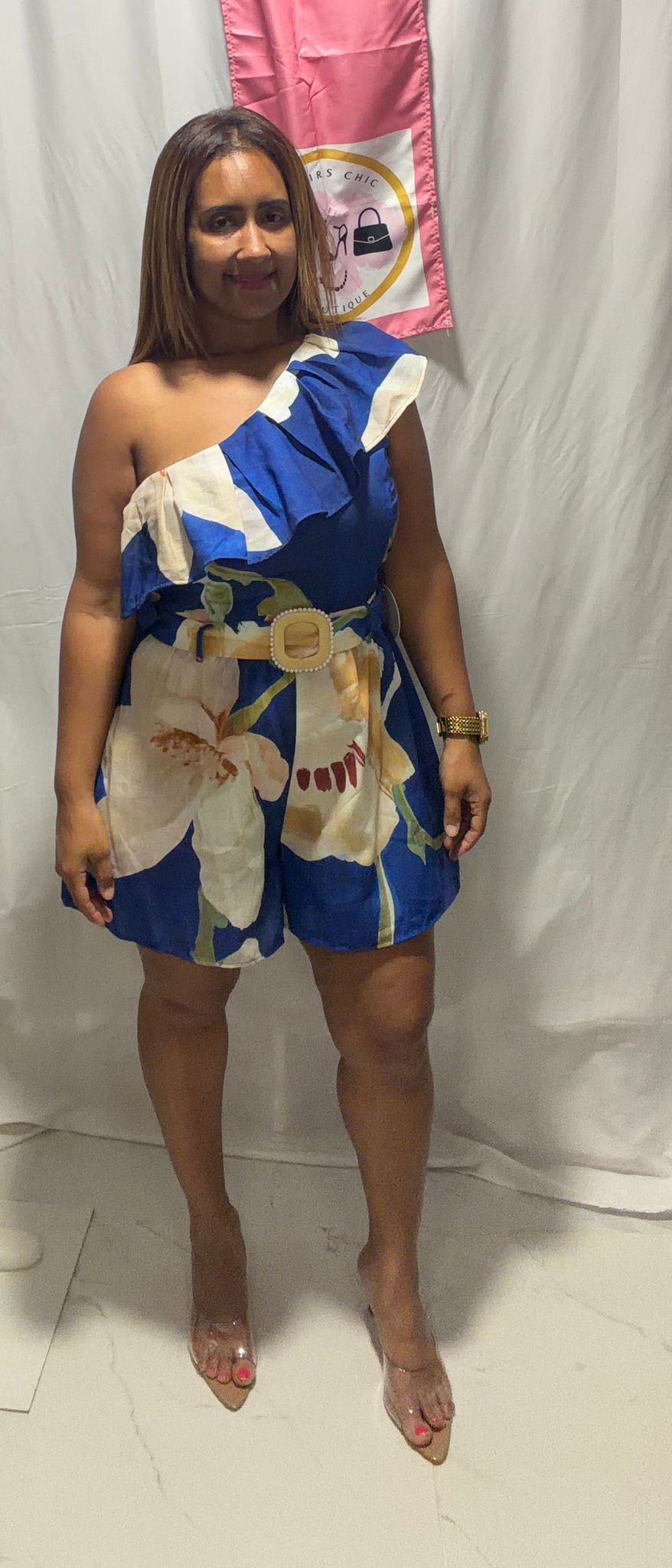 One shoulder flower romper