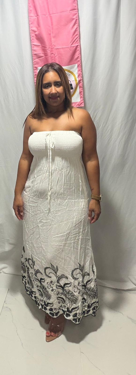 White and black strapless dress