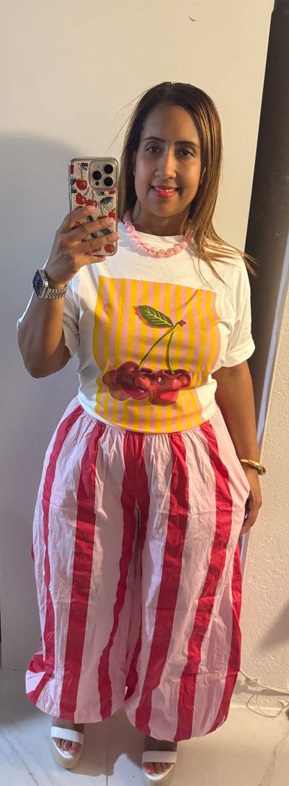 White Graphic Tee – Peach & Beach Summer Prints | One Size Italian