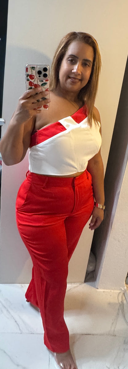 Set Crop Top One Shoulder Rojo y Blanco con Pantalón