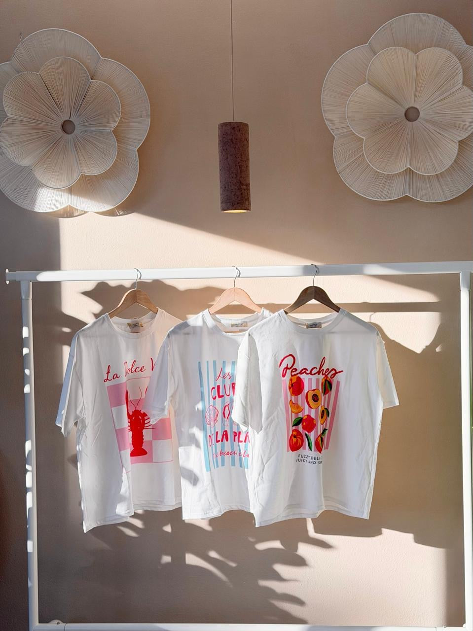 White Graphic Tee – Peach & Beach Summer Prints | One Size Italian