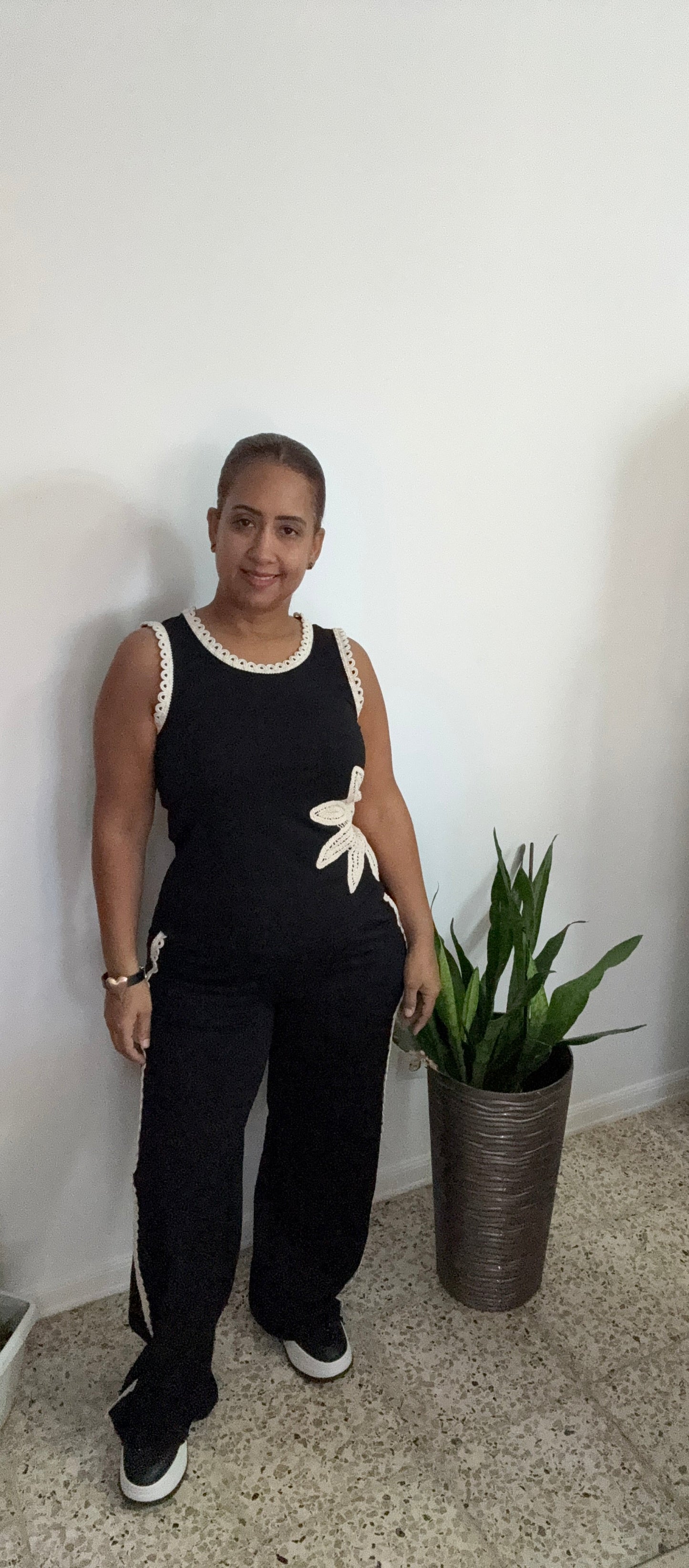 Flower crochet pant set