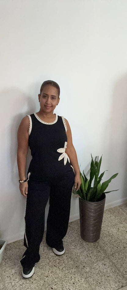 Flower crochet pant set