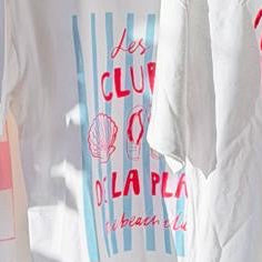 White Graphic Tee – Peach & Beach Summer Prints | One Size Italian