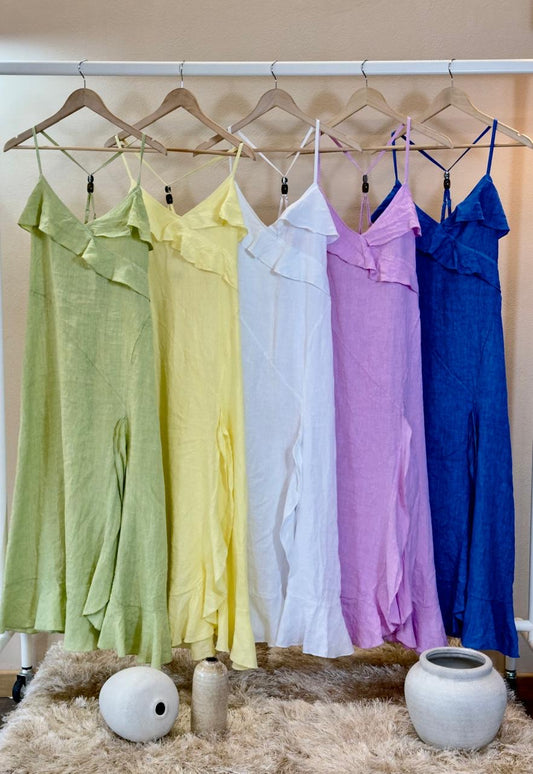 Vestido Italiano en Hilo Lila con Volantes y Detalle de Piedras