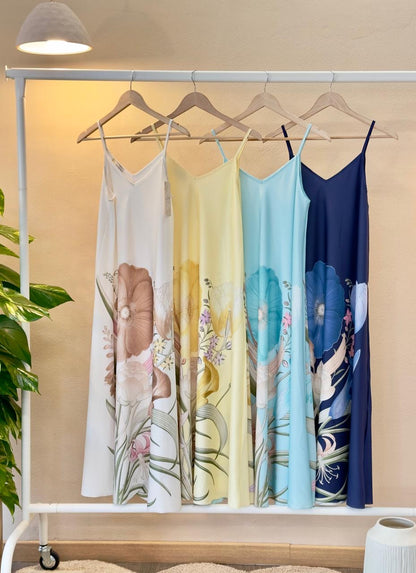 Vestido Suelto en Seda Italiana con Estampado Floral — Corte Nube
