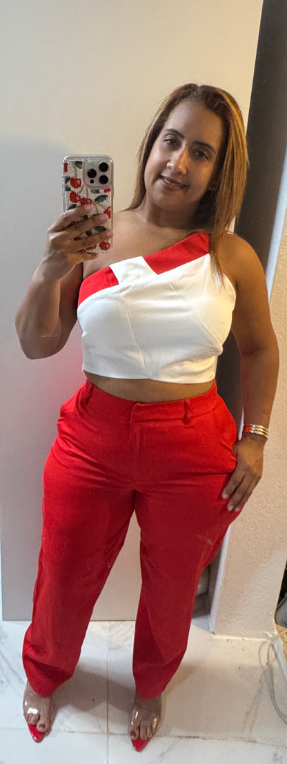 Set Crop Top One Shoulder Rojo y Blanco con Pantalón