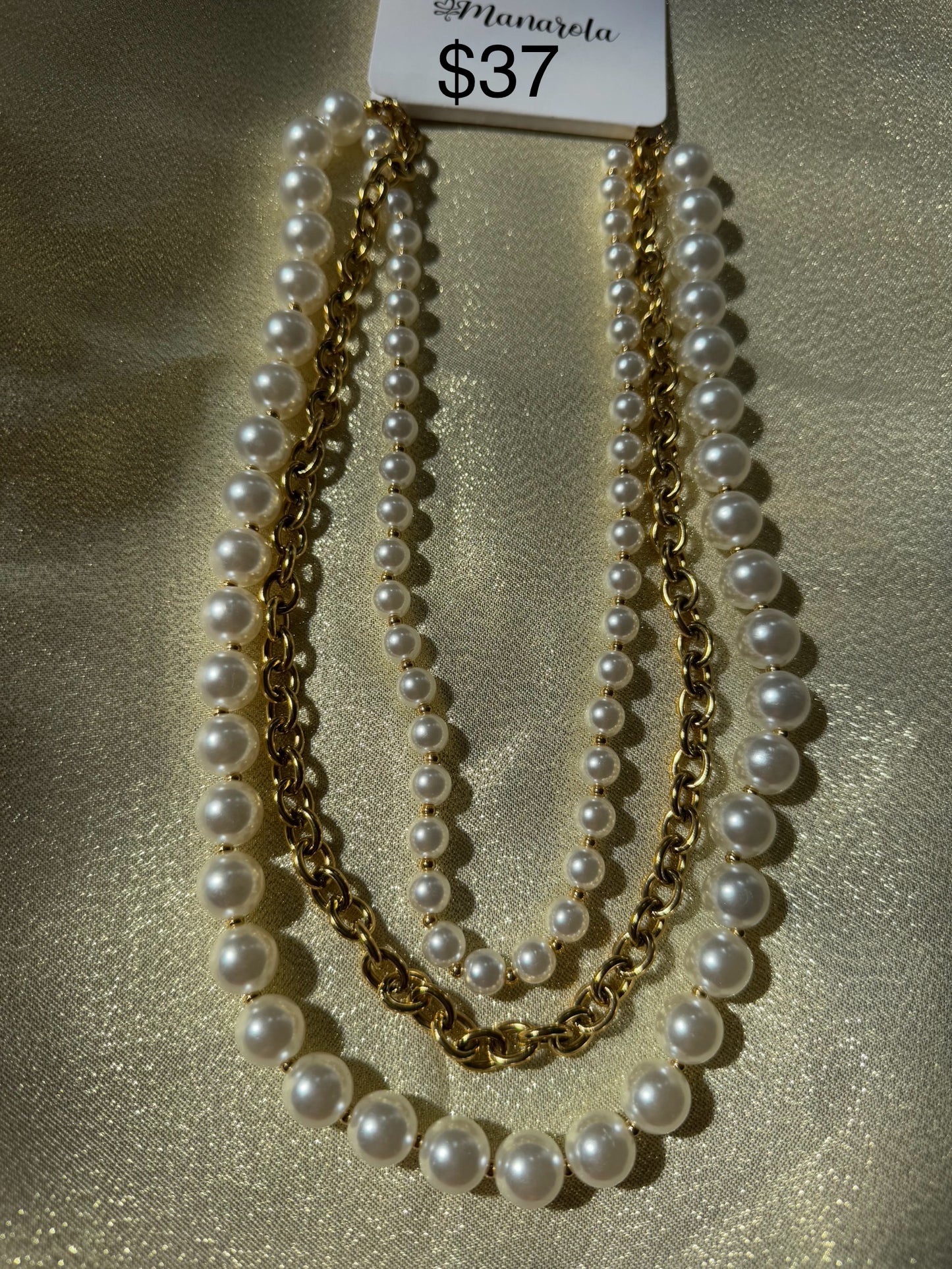 Pearl and Gold necklace Manarola