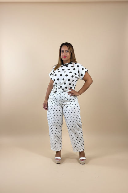 Polkadots Camisa Italiana Manga corta con Detalle Delicado | La Básica que Eleva tu Outfit