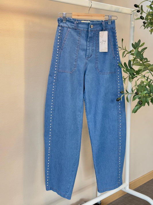 Jean Barrel Italiano con Tachuelas | Denim Correa