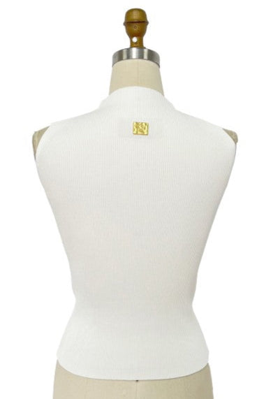 Key Hole Top - Diseño Italiano Premium